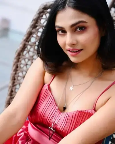 Escort Service Mauganj